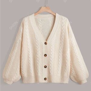 Oversized cardigan, cream color, super cute